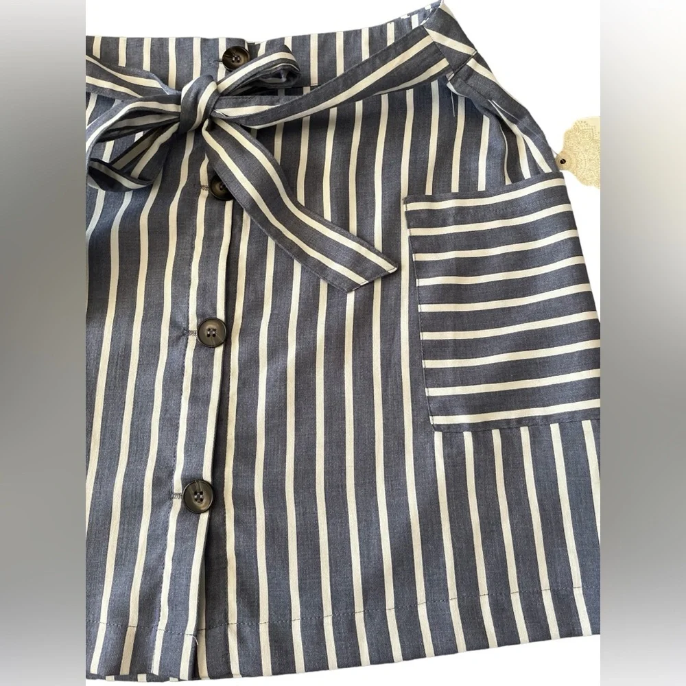 NWT- Altar’d State Denim and Ivory Striped Skirt in Size Large - Picture 2 of 8